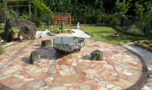 石の乱張り工事