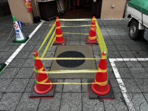 日暮里 店舗内 マンホール交換 コンクリート補修 復旧工事